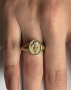 THE APRIL BIRTH FLOWER AND STONE RING — DAISY AND DIAMOND