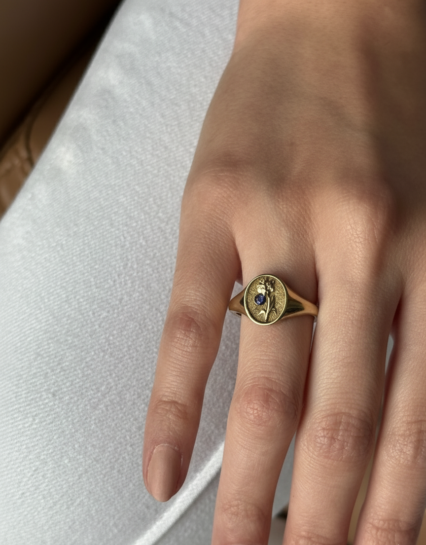 THE DECEMBER BIRTH FLOWER AND STONE RING — NARCISSUS AND TANZANITE