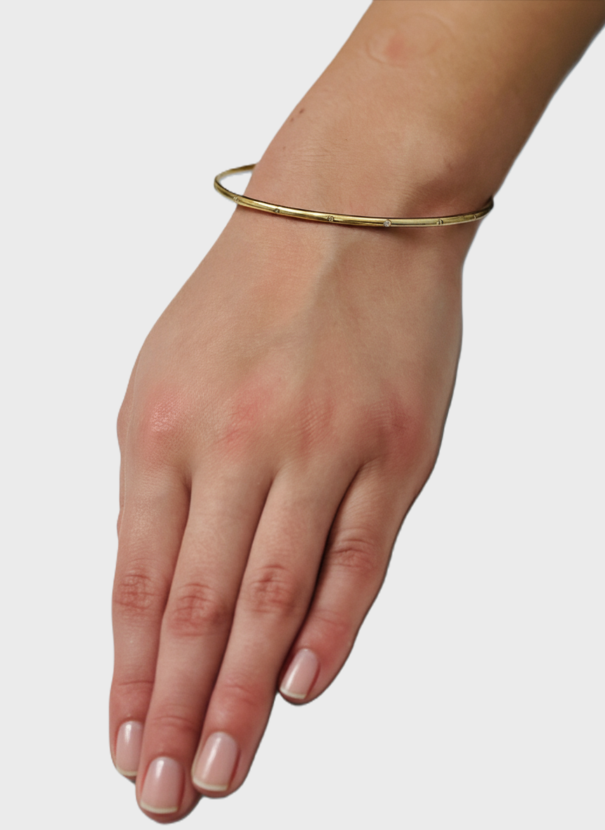 GUIDING LIGHT BANGLE