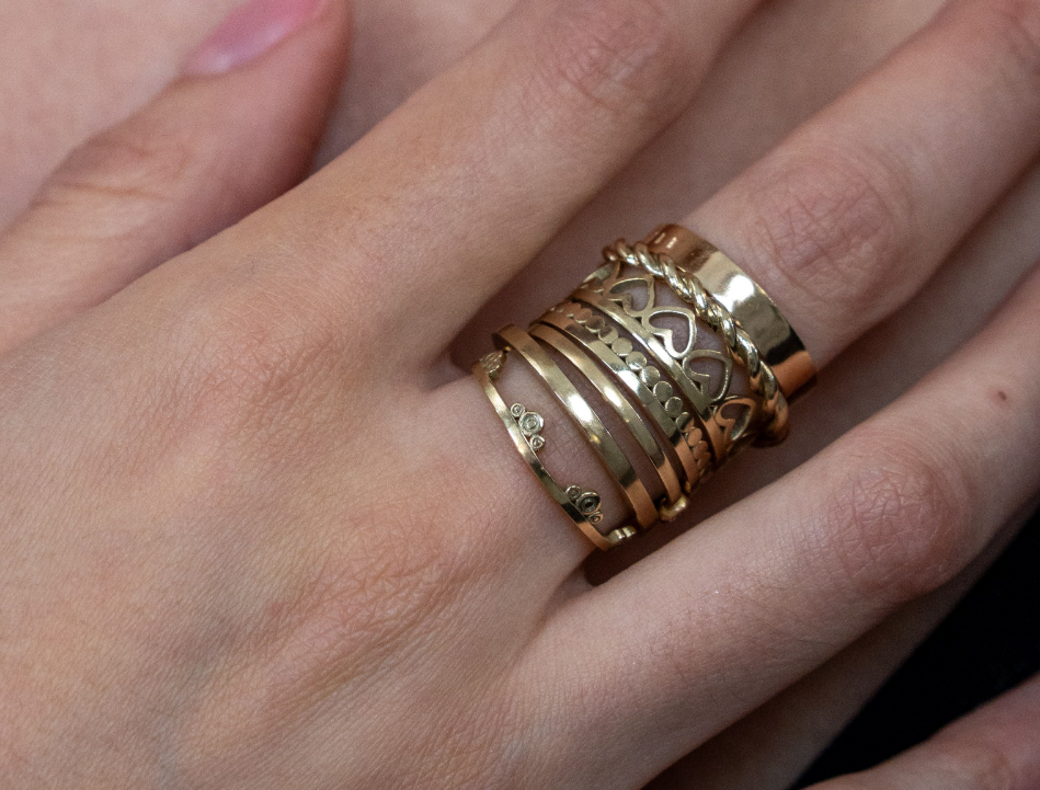 HEART CROWN STACKABLE RING