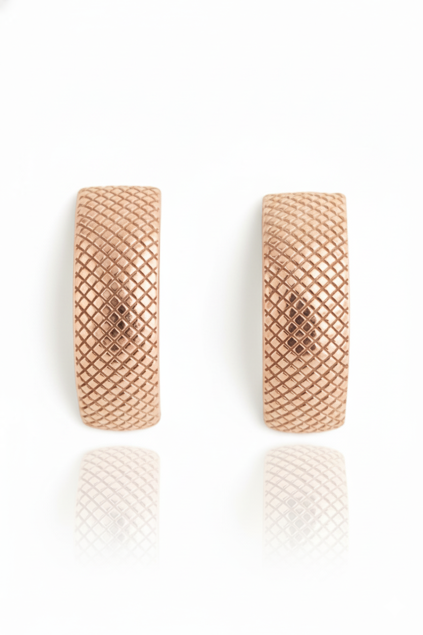 GOLDEN WEAVE STATEMENT STUDS