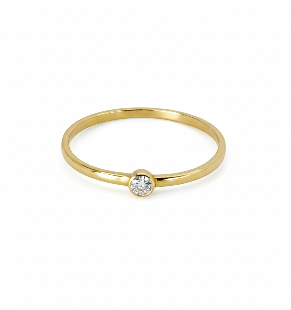SMALL DIAMOND RING