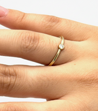 SMALL DIAMOND RING